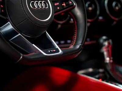 Audi TT S Coupé 2.0 TFSI Quattro — 310 ch, Design iconique, Garantie 1 an — Miniatur 16