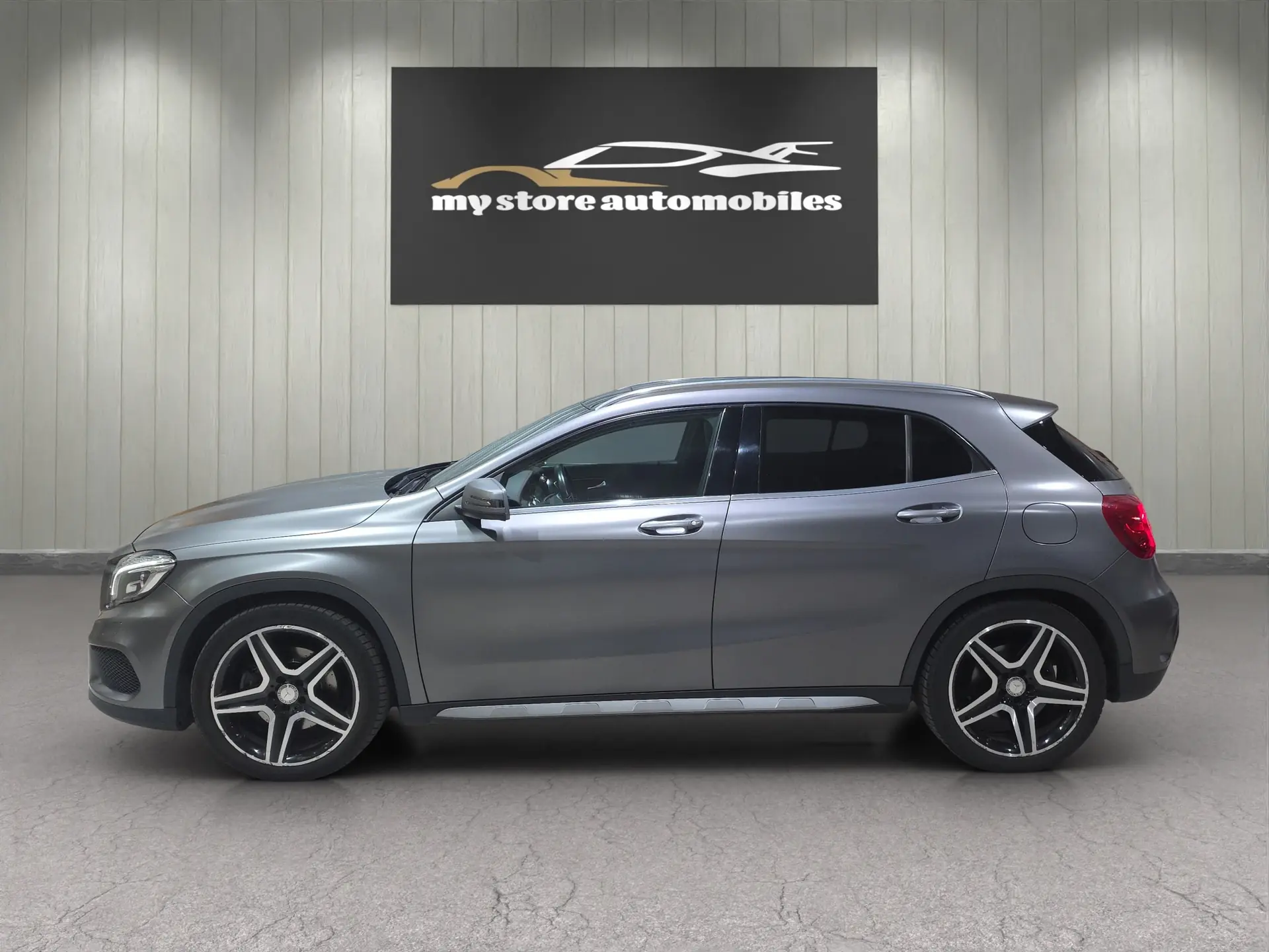 Mercedes-Benz GLA 250 AMG Line 4Matic — SUV Compact Premium, Traction Intégrale
