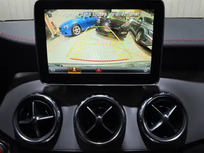 Mercedes-Benz GLA 250 AMG Line 4Matic — SUV Compact Premium, Traction Intégrale — Miniature 12