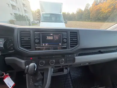 VW Crafter 2.0 TDI 140 — Utilitaire robuste, sans sinistre, parfait pour le transport — intérieur