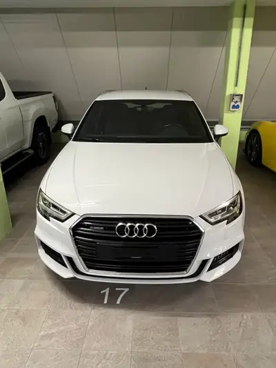 Audi A3 Sportback 40 TFSI Quattro — Sportivité et traction intégrale, 96 000 km — Armaturenbrett