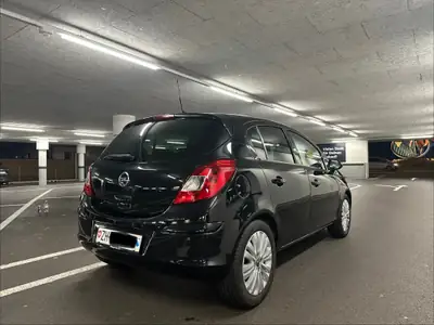 Opel Corsa 1.4i 16V — Citadine fiable, 100 ch et boîte auto, seulement 104'800 km — Heckansicht