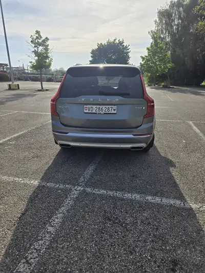 Volvo XC90 2.0 T8 Inscription — SUV 7 places hybride rechargeable, 143'000 km — Seitenansicht