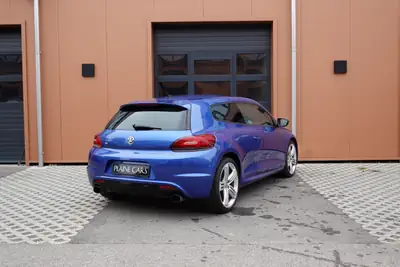 VW Scirocco 2.0 TSI R — Coupé sportif 265 ch, toit ouvrant et phares Xenon — Thumbnail 8