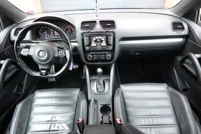 VW Scirocco 2.0 TSI R — Coupé sportif 265 ch, toit ouvrant et phares Xenon — Thumbnail 11