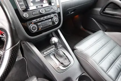 VW Scirocco 2.0 TSI R — Coupé sportif 265 ch, toit ouvrant et phares Xenon — Thumbnail 16