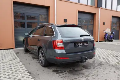 Skoda Octavia Combi 2.0 TDI 4×4 — Break robuste, traction intégrale, équipements premium — Thumbnail 10