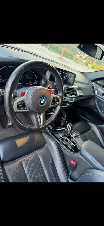 BMW X4 M Competition — 510 ch, sportivité extrême et 64 000 km — vista posteriore