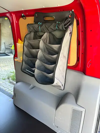 VW T5 Transporter 2.0 TDI 140 4Motion — Van aménagé camping 4x4, prêt à l'aventure — Miniature 13