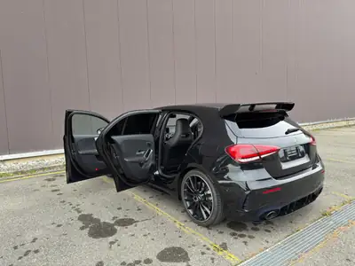 Mercedes-AMG A 35 4Matic — 306 ch de sportivité, transmission Speedshift — Thumbnail 9
