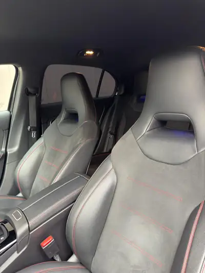 Mercedes-AMG A 35 4Matic — 306 ch de sportivité, transmission Speedshift — Thumbnail 17