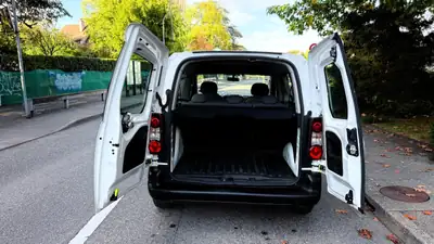 Peugeot Partner 1.6 Access — Monospace pratique, faible kilométrage, sans sinistre — Miniatur 7