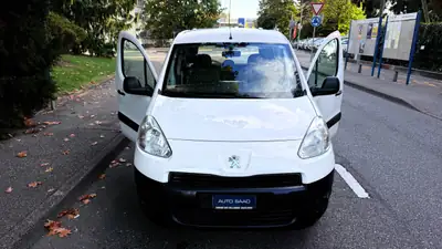 Peugeot Partner 1.6 Access — Monospace pratique, faible kilométrage, sans sinistre — Miniatur 13