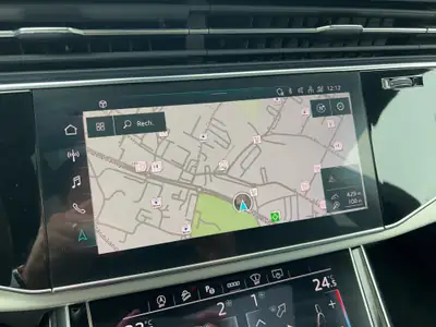 Audi Q8 50 TDI Quattro — SUV coupé premium, diesel performant, faible kilométrage — Thumbnail 24