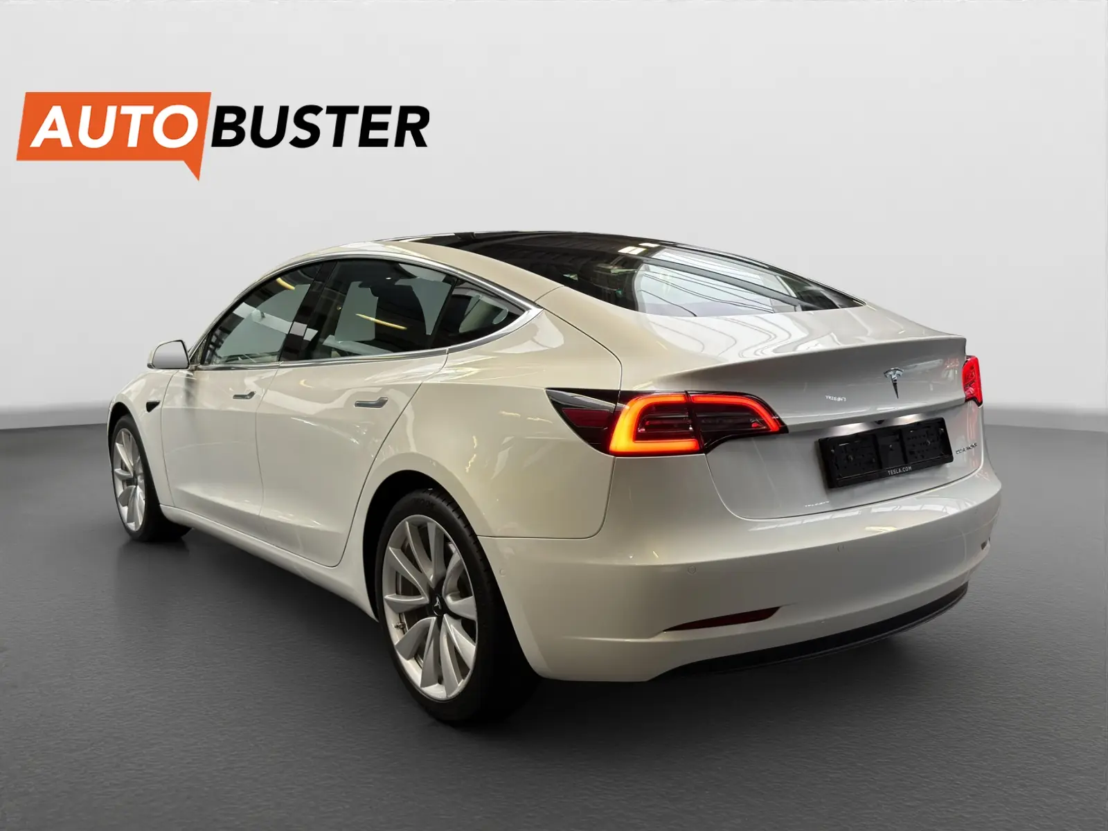 Tesla Model 3 2019 occasion Liestal — 3