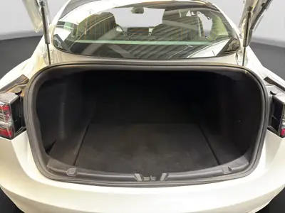 Tesla Model 3 Long Range Dual Motor AWD — Performance électrique, batterie 88% SOH et 4 pneus hiver inclus — Miniatura 15