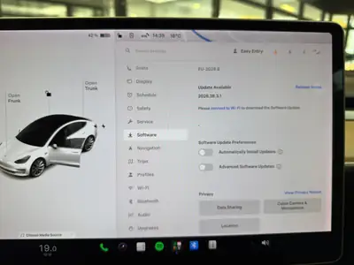 Tesla Model 3 Long Range Dual Motor AWD — Performance électrique, batterie 88% SOH et 4 pneus hiver inclus — Miniatura 20