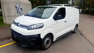 Citroën Jumpy 1.6 BlueHDi 95 — Fourgon utilitaire robuste, première main, entretien complet — side view