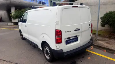 Citroën Jumpy 1.6 BlueHDi 95 — Fourgon utilitaire robuste, première main, entretien complet — dashboard