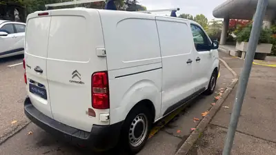 Citroën Jumpy 1.6 BlueHDi 95 — Fourgon utilitaire robuste, première main, entretien complet — detail
