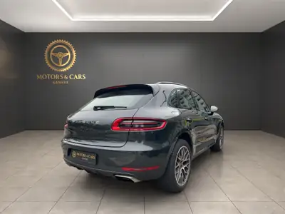 Porsche Macan PDK 2016 — SUV sportif 252 ch, entretien Porsche complet — dashboard