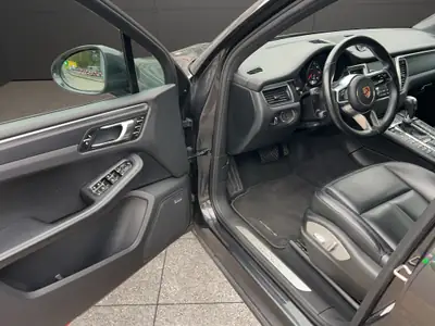 Porsche Macan PDK 2016 — SUV sportif 252 ch, entretien Porsche complet — Thumbnail 8