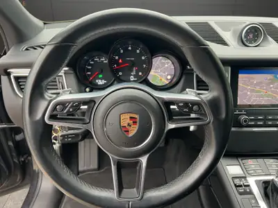 Porsche Macan PDK 2016 — SUV sportif 252 ch, entretien Porsche complet — Thumbnail 17