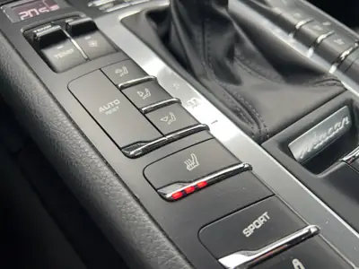 Porsche Macan PDK 2016 — SUV sportif 252 ch, entretien Porsche complet — Thumbnail 26