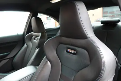 BMW M2 Competition 2019 — Coupé sportif 410 ch, intérieur carbone premium — Thumbnail 28