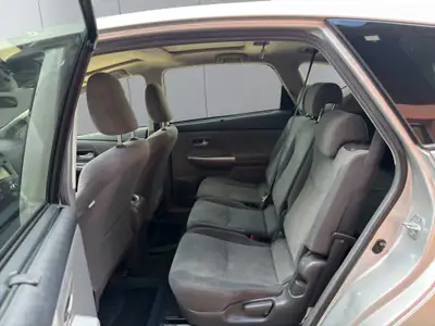 Toyota Prius+ 1.8 VVT-i HSD — Monospace hybride économique, 379'000 km, entretien complet — Thumbnail 11