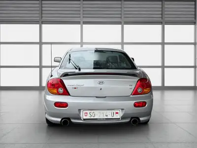 Hyundai Coupé 2.7 24V FX — Coupé sportif automatique, impeccable et économique — Armaturenbrett