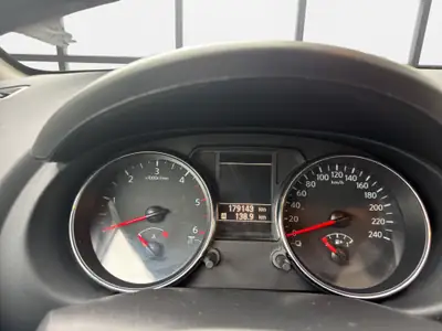 Nissan Qashqai 2.0 dCi 4WD 360 — SUV compact robuste, transmission automatique, entretien impeccable — Thumbnail 10