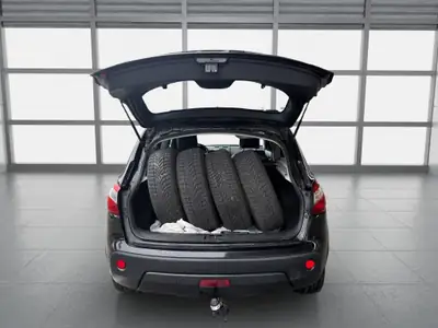Nissan Qashqai 2.0 dCi 4WD 360 — SUV compact robuste, transmission automatique, entretien impeccable — Thumbnail 15
