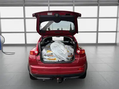 Nissan Juke 1.6 DIG-T Tekna 4x4 — SUV compact dynamique, transmission Xtronic, entretien impeccable — Miniatur 9
