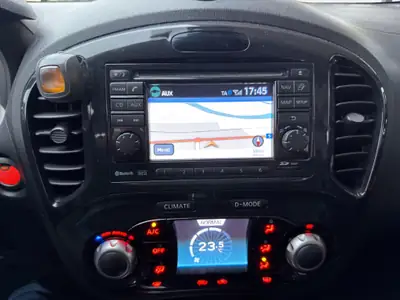 Nissan Juke 1.6 DIG-T Tekna 4x4 — SUV compact dynamique, transmission Xtronic, entretien impeccable — Miniatur 10