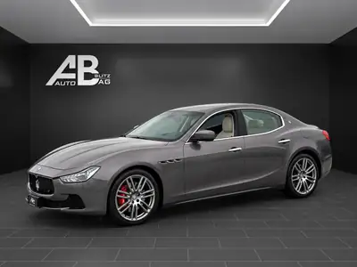 Maserati Ghibli S Q4 — Élégance italienne et puissance 411 PS, frais de révision inclus — côté