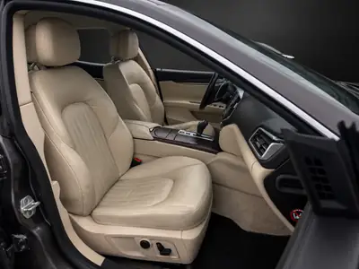 Maserati Ghibli S Q4 — Élégance italienne et puissance 411 PS, frais de révision inclus — Miniature 9