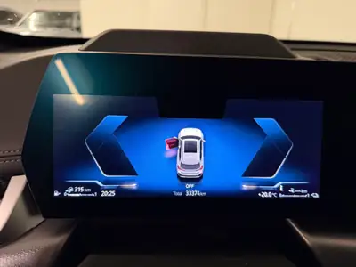 BMW X1 25e xDrive — SUV hybride rechargeable, 33 000 km, sans sinistre — Thumbnail 9