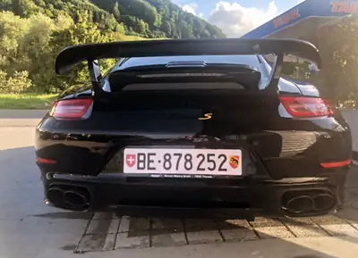 Porsche 911 3.8 Turbo S PDK — Superbe coupé sportif, 620 ch et 115'000 km — side view
