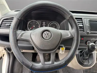 VW T6 2.0 TDI Entry — Utilitaire polyvalent, faible kilométrage et équipements premium — Miniatur 10
