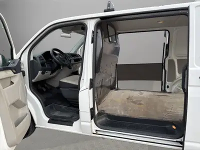VW T6 2.0 TDI Entry — Utilitaire polyvalent, faible kilométrage et équipements premium — Miniatur 13