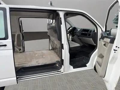 VW T6 2.0 TDI Entry — Utilitaire polyvalent, faible kilométrage et équipements premium — Miniatur 18