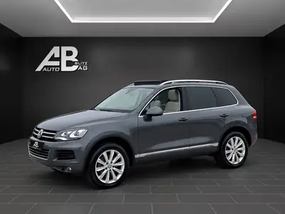 VW Touareg 4.2 V8 TDI — SUV premium diesel, 340 ch et entretien récent — side view