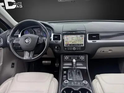 VW Touareg 4.2 V8 TDI — SUV premium diesel, 340 ch et entretien récent — Thumbnail 11