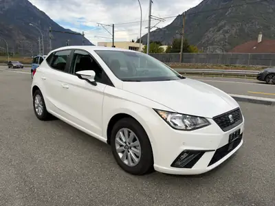SEAT Ibiza 1.0 EcoTSI Style DSG — Citadine dynamique, transmission automatique, faible consommation — dashboard