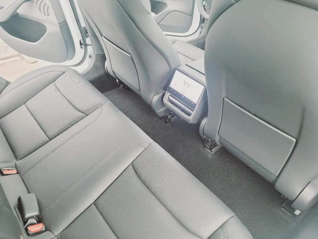 Tesla Model 3 2025 occasion oberwil — 5