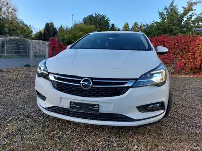 Opel Astra Sports Tourer 1.6 CDTi — Break diesel automatique, 148 800 km, sans accident — côté