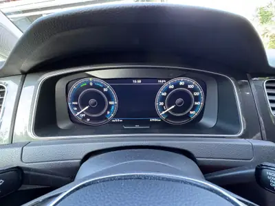 VW e-Golf 2019 — Électrique performante, 38 500 km seulement — Miniatura 7