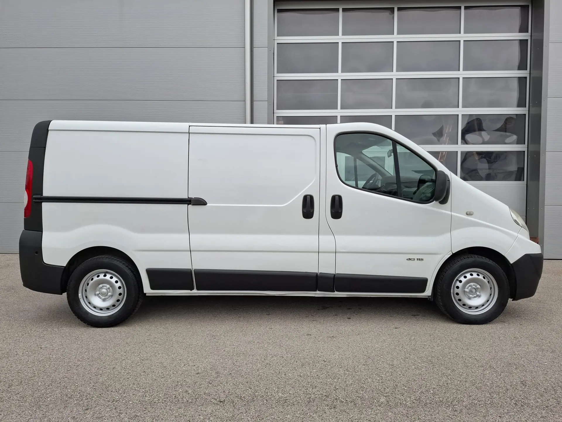 Renault Trafic 2010 occasion Yverdon-les-Bains — 2