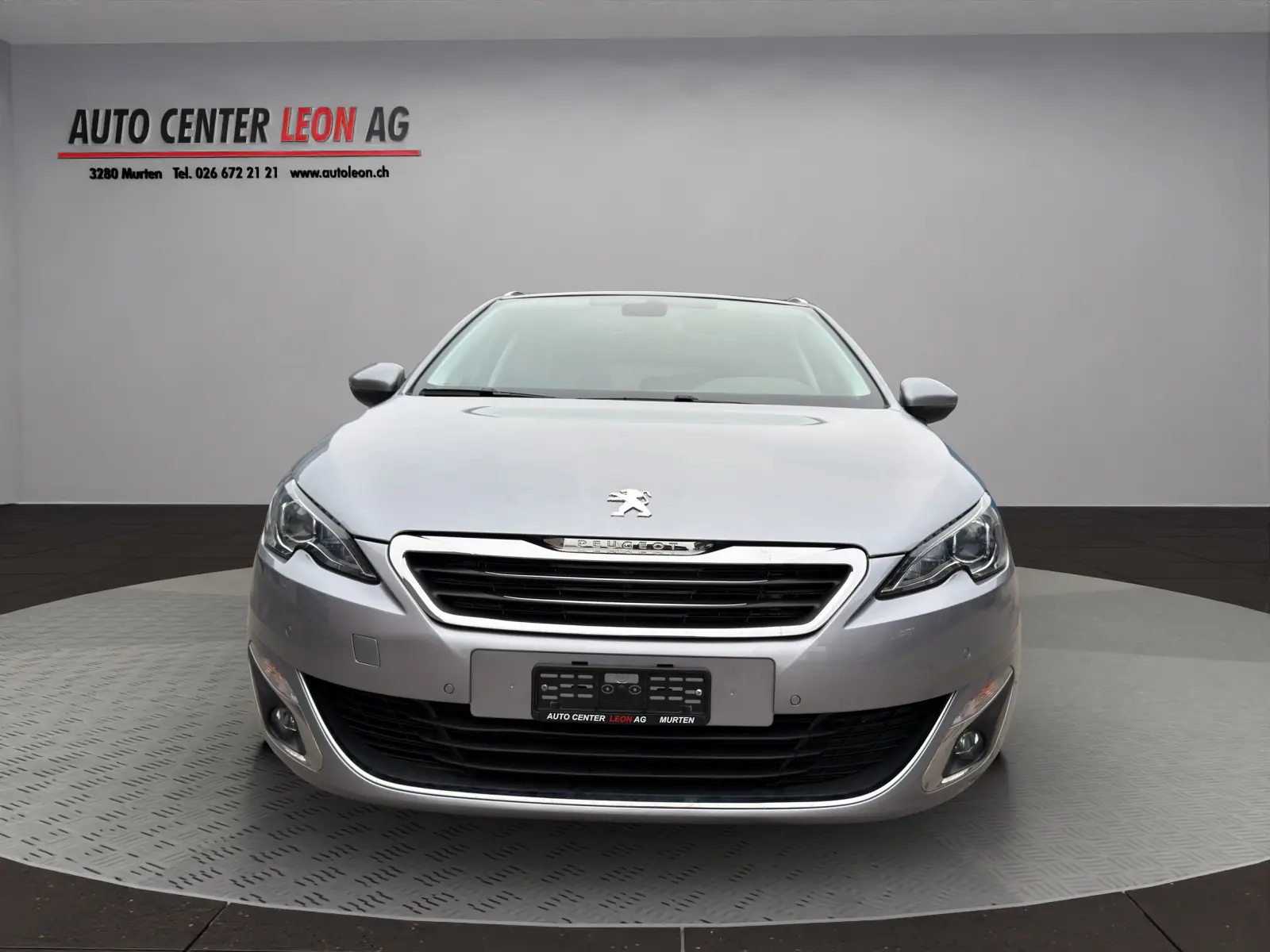Peugeot 308 SW 1.2 THP Allure — Break automatique spacieux, toit panoramique, 59 400 km